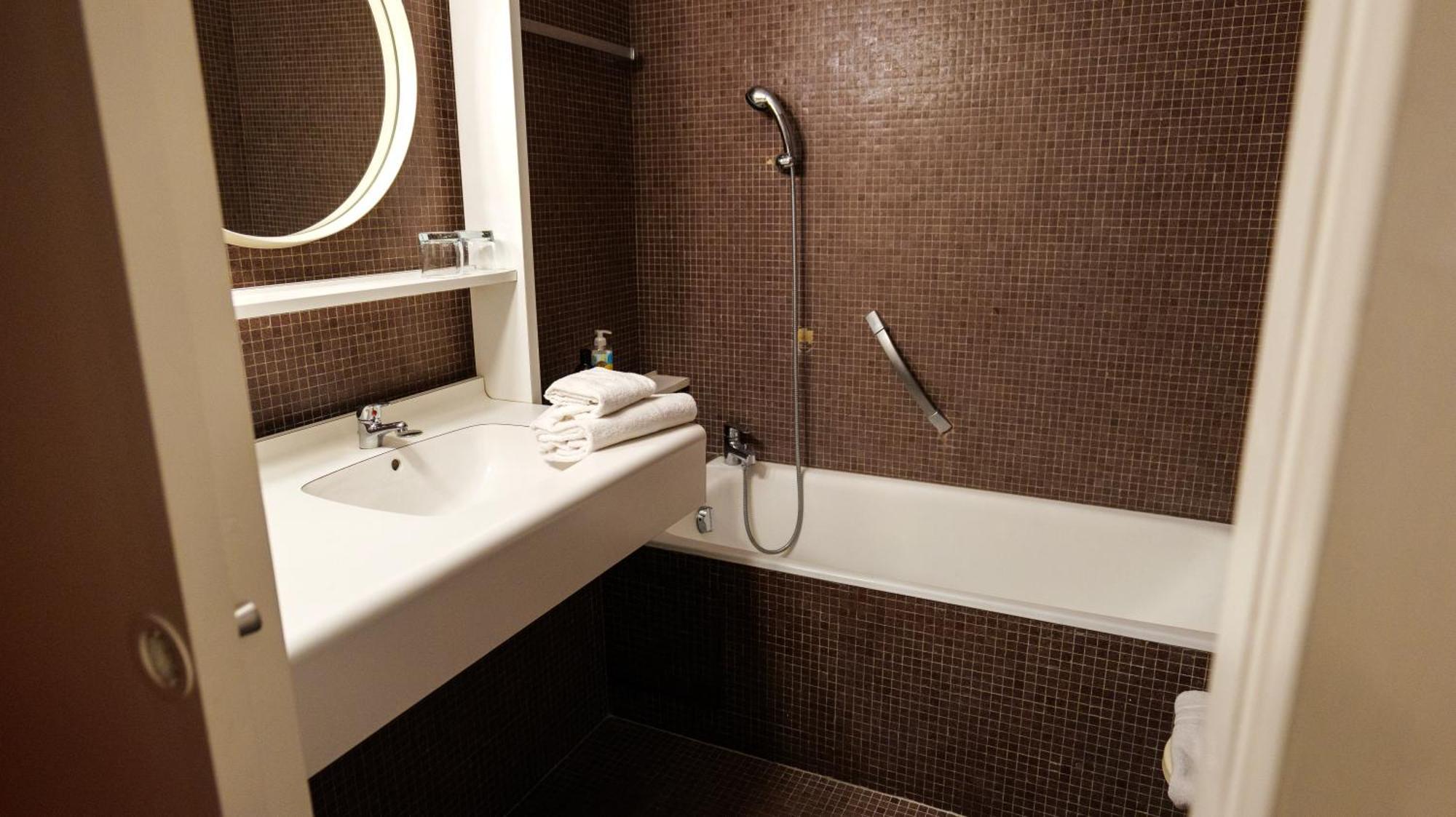 Hyp'Hotel Saint-Marcellin  Luaran gambar